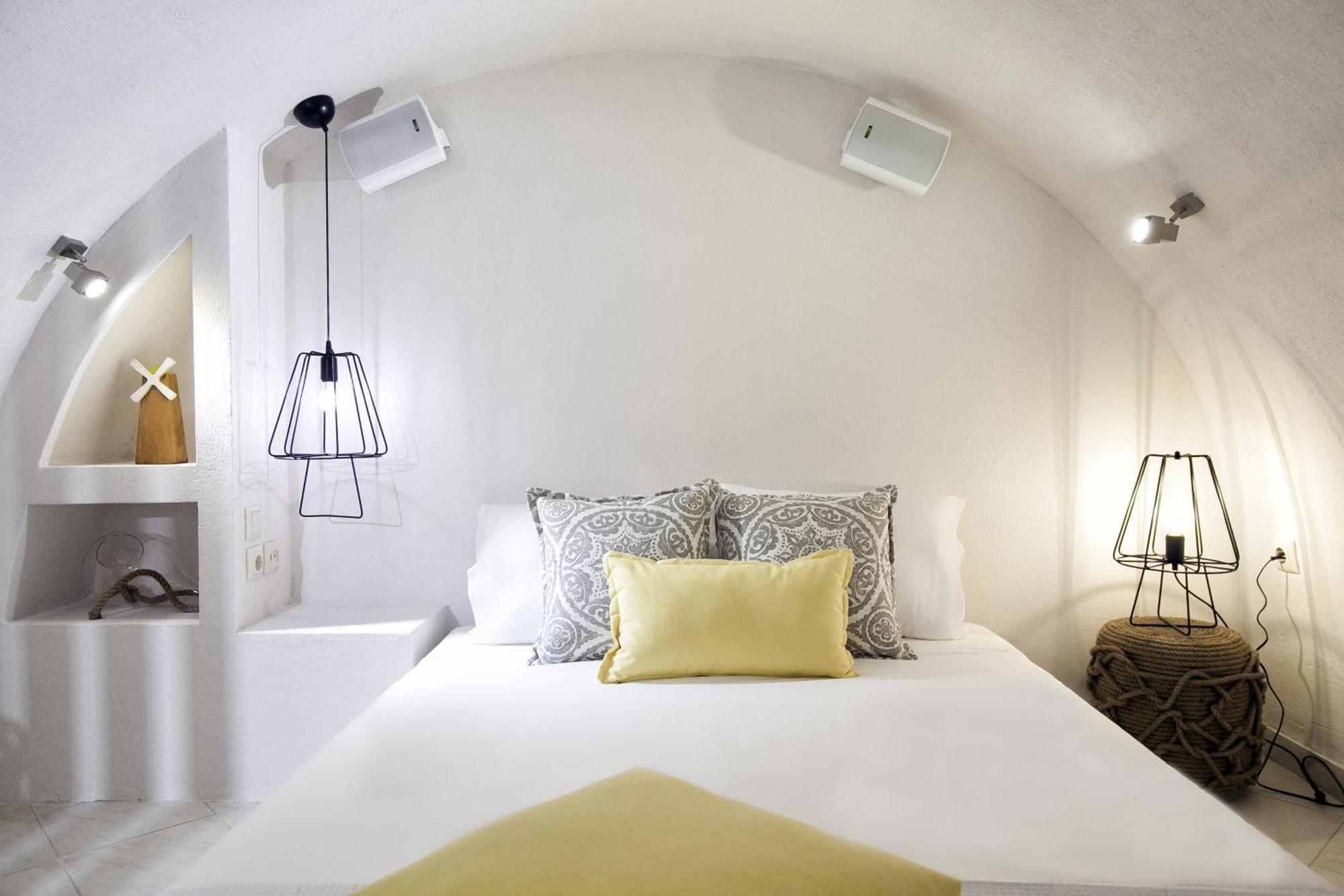 Hotel Privee Santorini Perissa  Zimmer foto