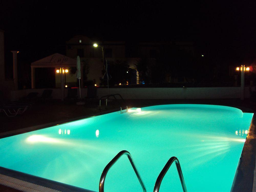 Hotel Privee Santorini Perissa  Exterior foto